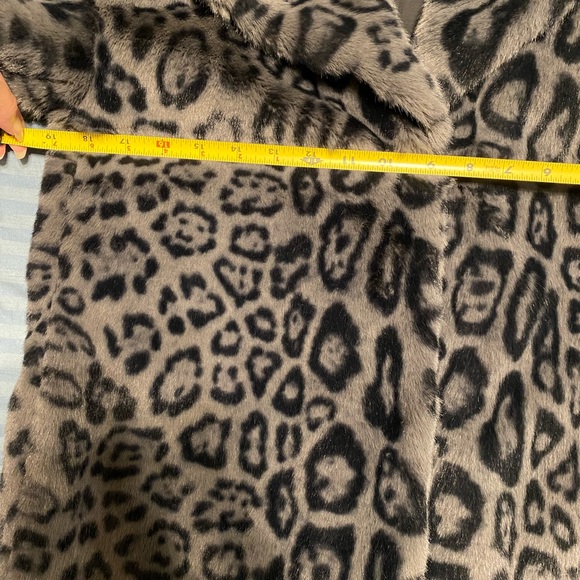 ALLSAINTS Amice leopard faux fur coat - Picture 6 of 8